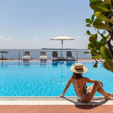 Hotel Villa Florida & Suite Apartments Gardone Riviera Exterior foto