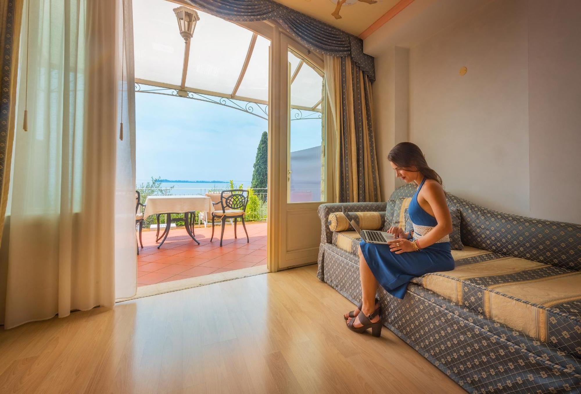 Hotel Villa Florida & Suite Apartments Gardone Riviera Exterior foto